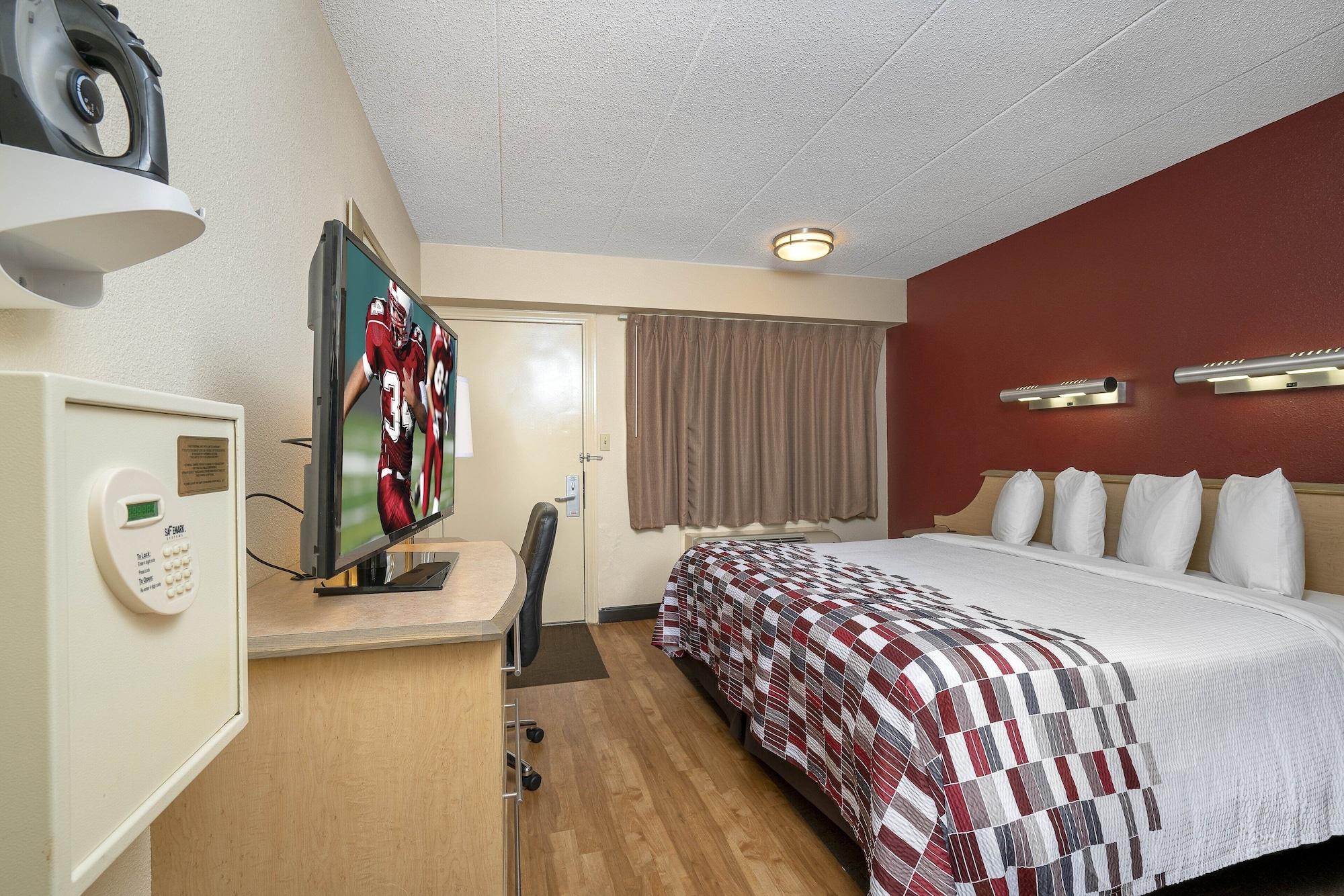 Red Roof Inn Louisville Fair And Expo Exterior foto